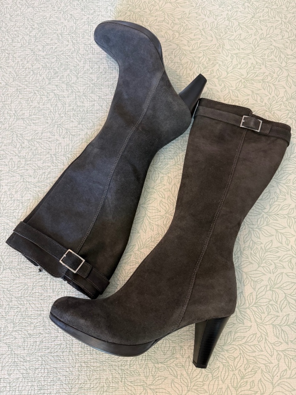 La Canadienne Heeled Boots